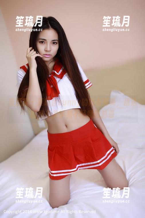 青豆客-莫晓茜sunny 青豆客 - 莫晓茜sunny的内衣写真,精选的线条美学和不经意的魅惑