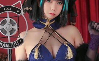 魅瞳meroko的写真自拍：这cos装扮就是杀手锏吗？