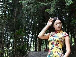 魔镜街拍 – 雨季不再：凯恩的原图在资源中畅游
