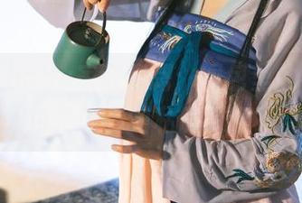 鹿八岁baby家政秘籍：图包里的日常，也是隐秘的私房财产？