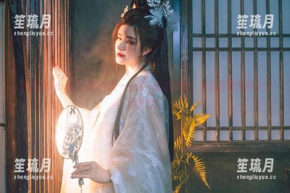 鹿八岁baby的汉服合集——这一幕太好看，我想把她的样子永远留住！