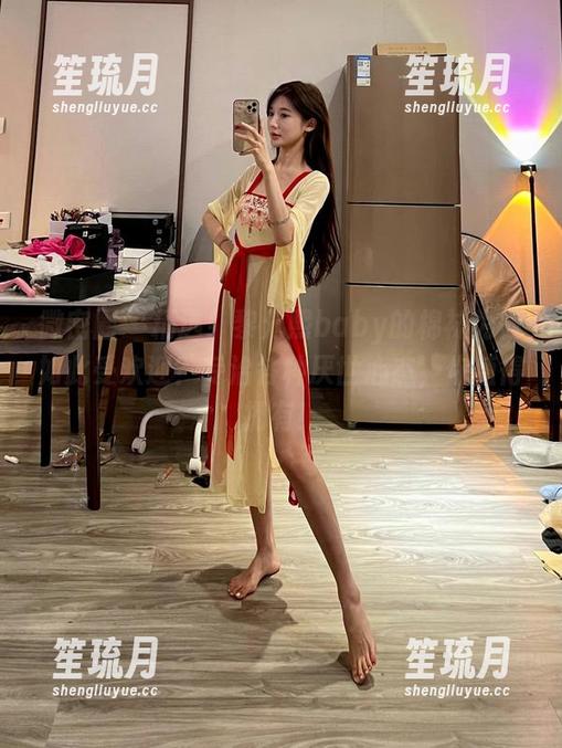 微密圈 - 精选！黎允熙baby的棉袜为何如此受欢迎？专治各种厌世心态，你值得拥有！